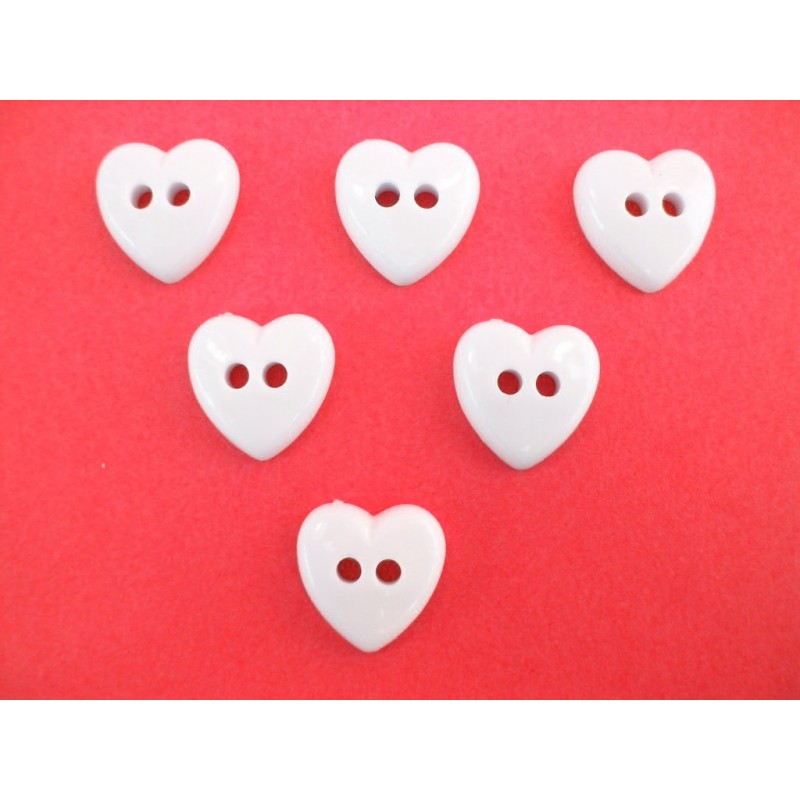 LOT 6 BOUTONS : coeur blanc 14mm 