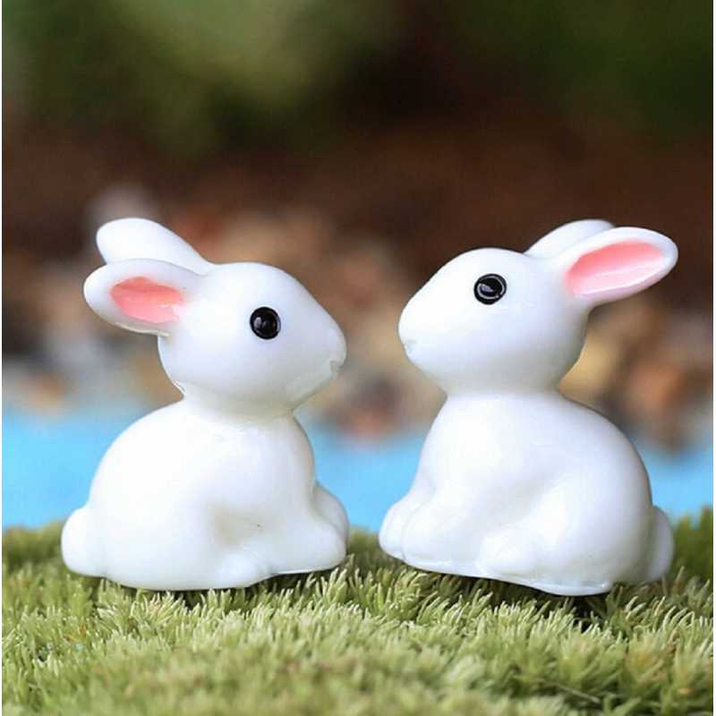 MINIATURE  RESINE : lot de 2 lapins blancs hauteur 2.2cm 