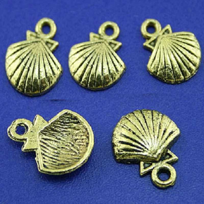 LOT 5 CHARMS/BRELOQUES  plaqué doré  : coquille 14*12mm 