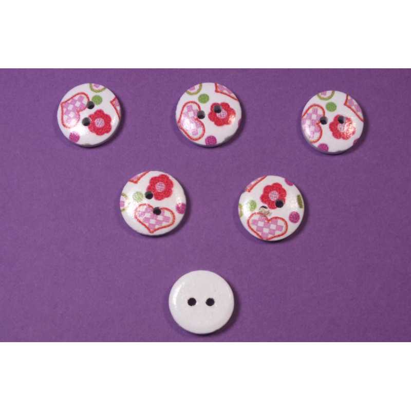 LOT 6 BOUTONS BOIS : rond motif coeur 15mm (09) 