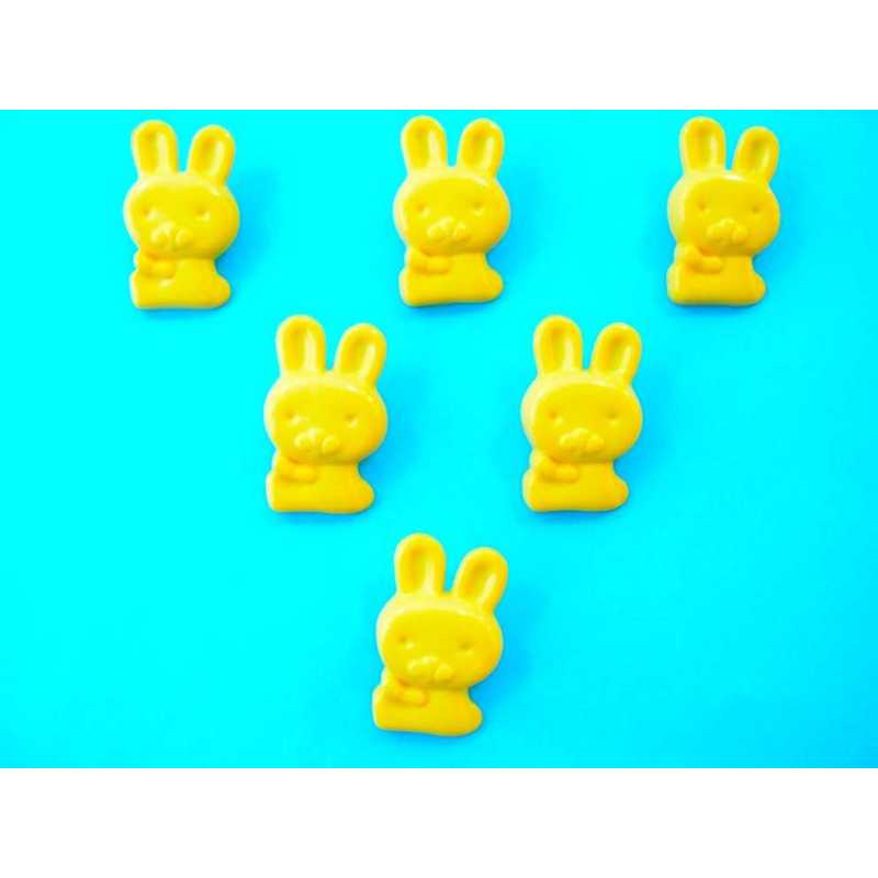 LOT 6 BOUTONS ACRYLIQUES : lapin jaune  17*11mm 