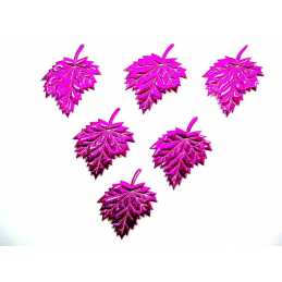 LOT 6 APPLIQUES TISSUS : feuille fushia 5*4cm 