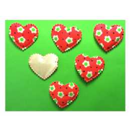 LOT 6 APPLIQUES TISSU : coeur motif fleur rouge 35*30mm 