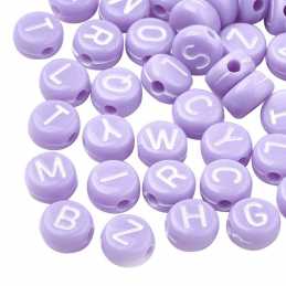 PERLES ACRYLIQUES : 100 rondes mauves lettres blanches 7mm 