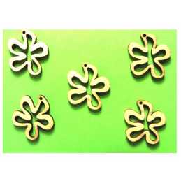 LOT 6 APPLIQUES BOIS  : divers 21*19mm 