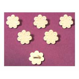 LOT 6 BOUTONS ACRYLIQUES : fleur blanche fantaisie 13mm 
