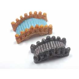 MINIATURE RESINE : lot 2 ponts marrons 32*17mm (07) 
