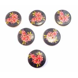 LOT 6 BOUTONS BOIS : rond motif fleur 30mm (46) 