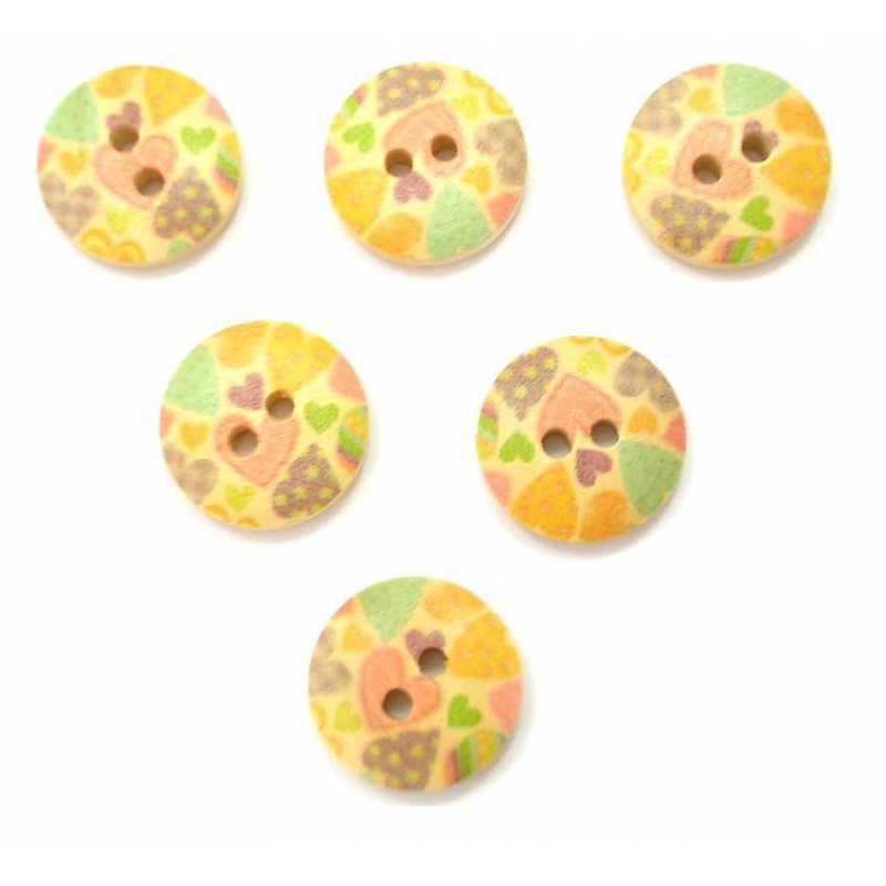 LOT 6 BOUTONS BOIS : rond motif coeur 15mm (03) 