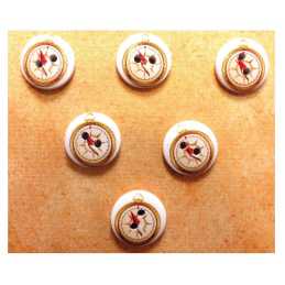 LOT 6 BOUTONS BOIS : rond thème mer motif boussole 15mm (57) 