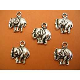 LOT 5 CHARMS/BRELOQUES  plaqué argent : éléphant 15*13mm (02) 