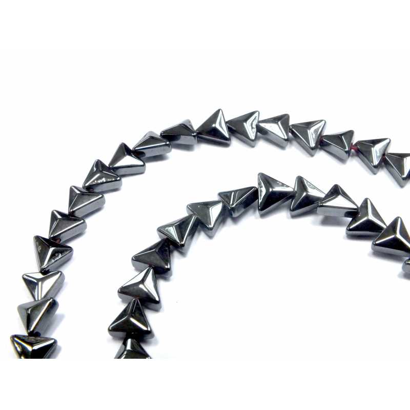 PERLES HEMATITES :65 triangles 7*6mm (22) 