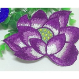 APPLIQUE THERMOCOLLANT : fleur nénuphar violette 130 x90mm