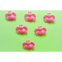 LOT 6 BOUTONS ACRYLIQUES :...