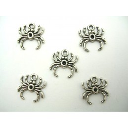 LOT 5 CHARMS METALS...