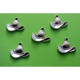 LOT  5 CHARMS METALS ARGENTES : Chapeau Cowboy  15 mm 